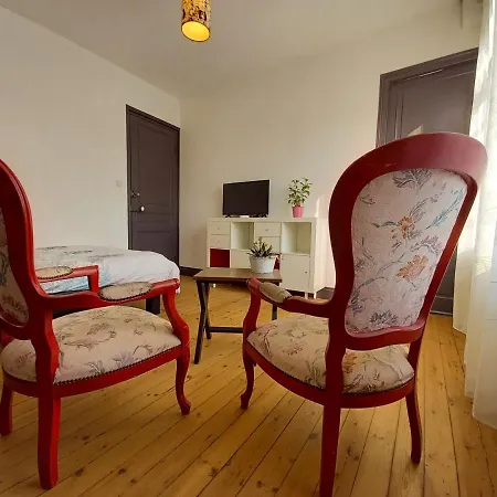 Maison Familiale De Charme Au Coeur De Rosendael *