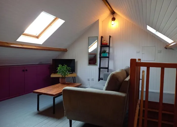 Maison Familiale De Charme Au Coeur De Rosendael Hébergement de vacances Dunkirk