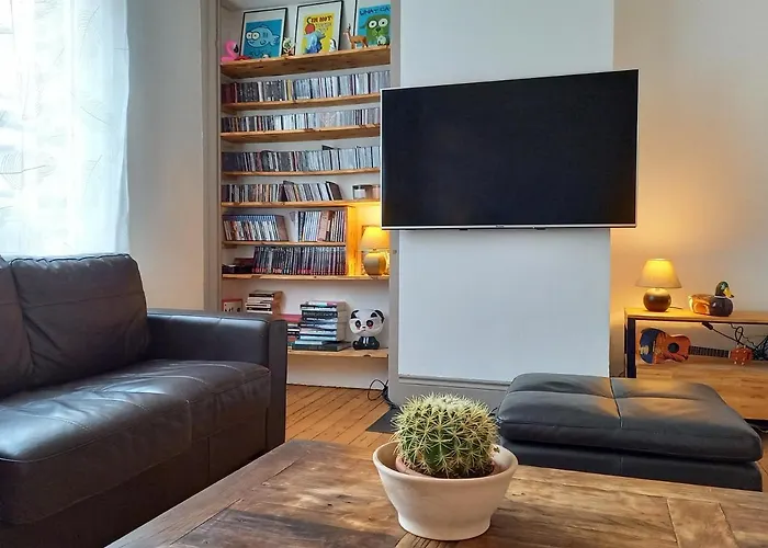 Maison Familiale De Charme Au Coeur De Rosendael *